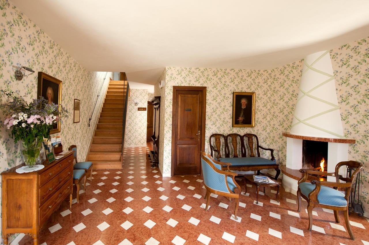 La Locanda Del Notaio Pellio Intelvi Exterior photo